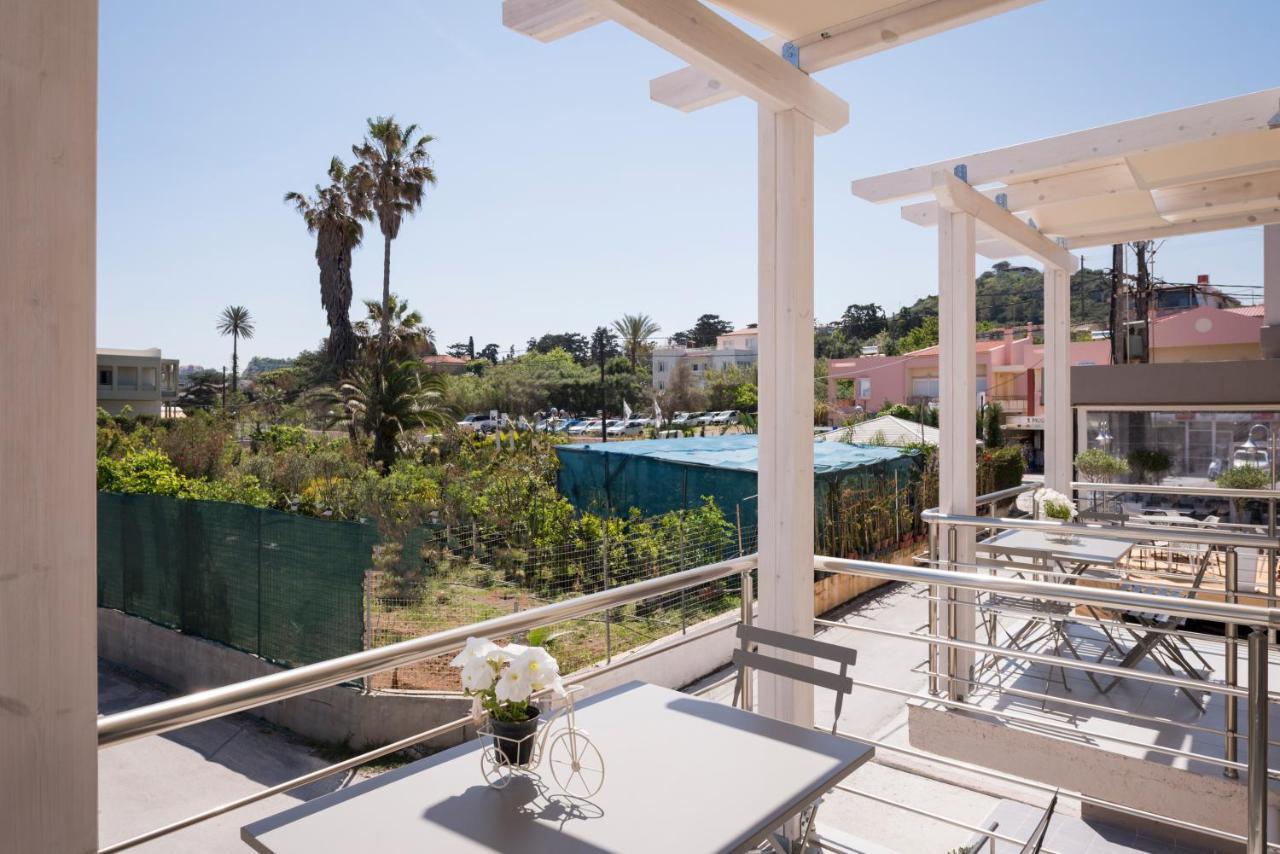 Athina Apartments Near The Sea Platania Platanés Exterior foto